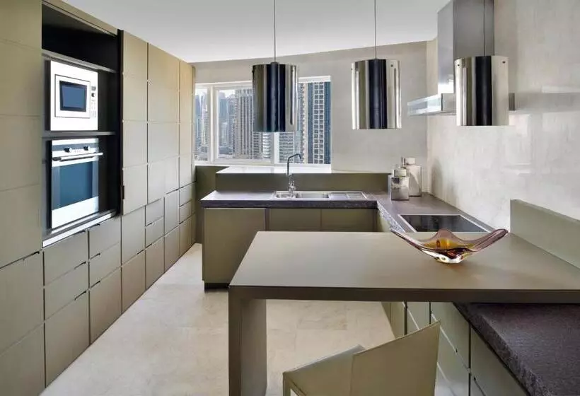 Penthouse Suite