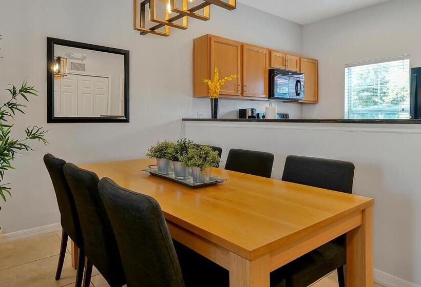 Дом 2 Спальни, Encantada Resort Vacation Townhomes By Idiliq