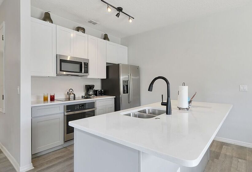 منزل 4 غرف نوم, Encantada Resort Vacation Townhomes By Idiliq