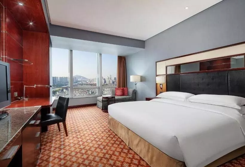 クラブルーム, Crowne Plaza Wuxi City Center