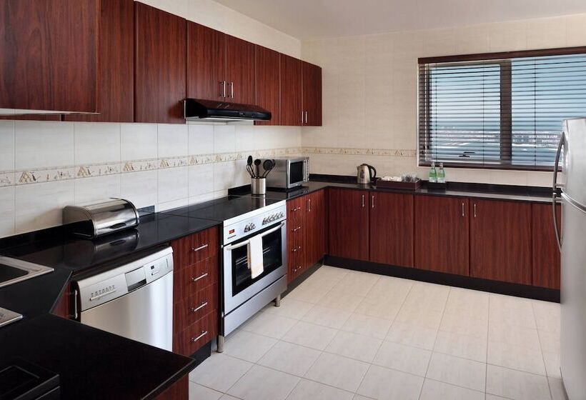 Люкс 2 Спальни, Dubai Marriott Harbour Hotel And Suites