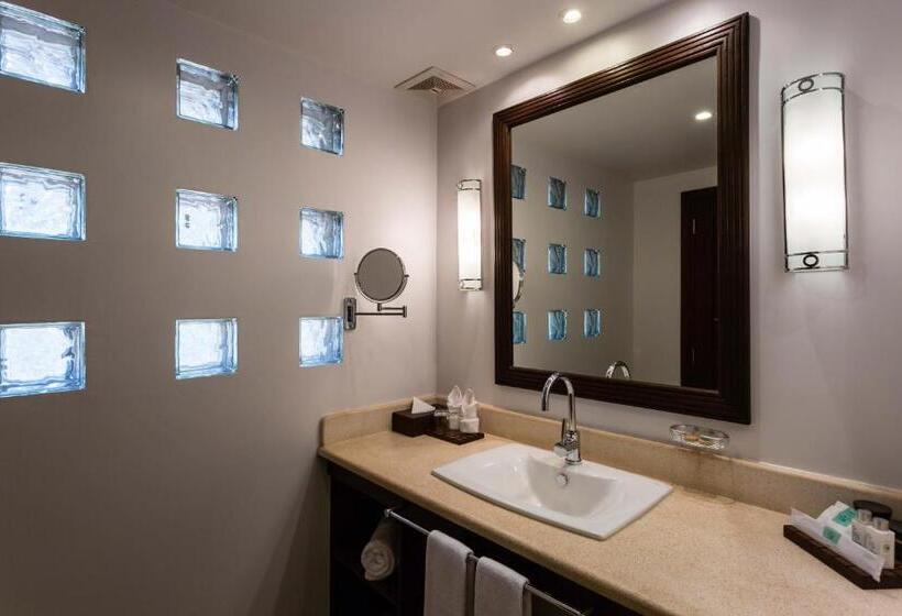 غرفة قياسية, Heritage Suites