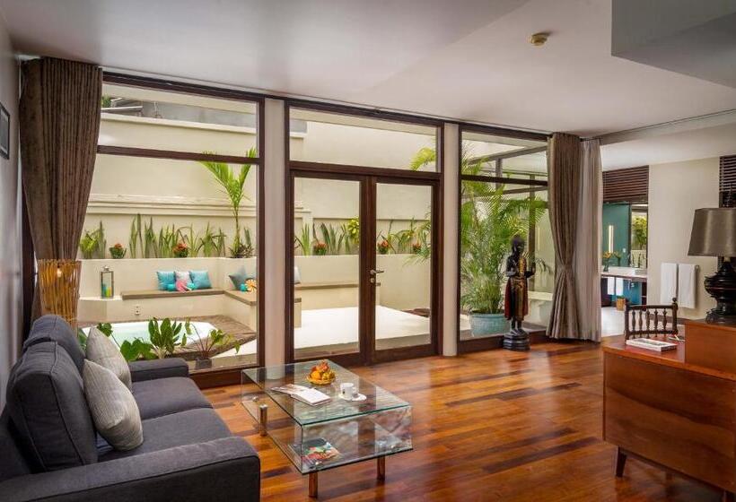 جناح مزود بجاكوزى, Heritage Suites