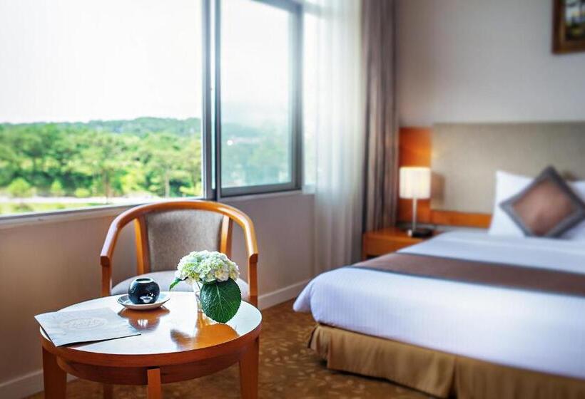 اتاق لوکس, Muong Thanh Holiday Da Lat