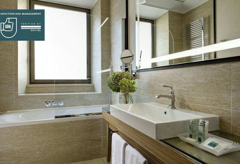 חדר סופריור, Unahotels Decò Roma