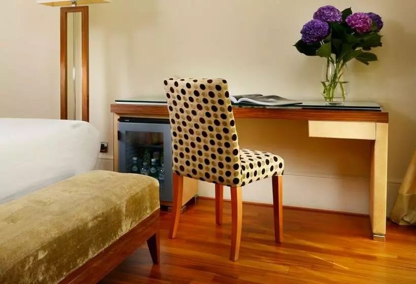 Suite Familiare, Unahotels Decò Roma