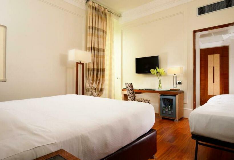 חדר סופריור לשלושה, Unahotels Decò Roma