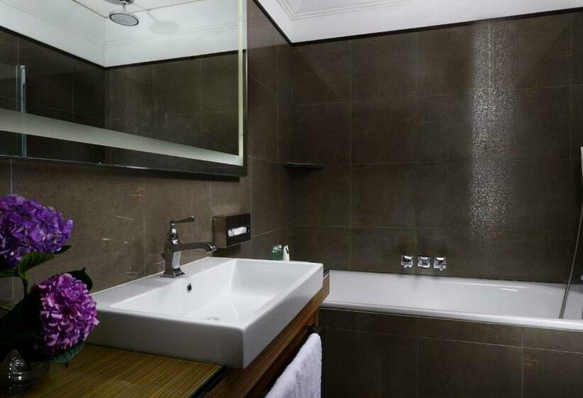 חדר אקזקיוטיב, Unahotels Decò Roma