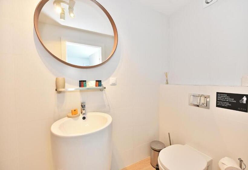 إستوديو قياسى سرير كينج, Mira By Atra