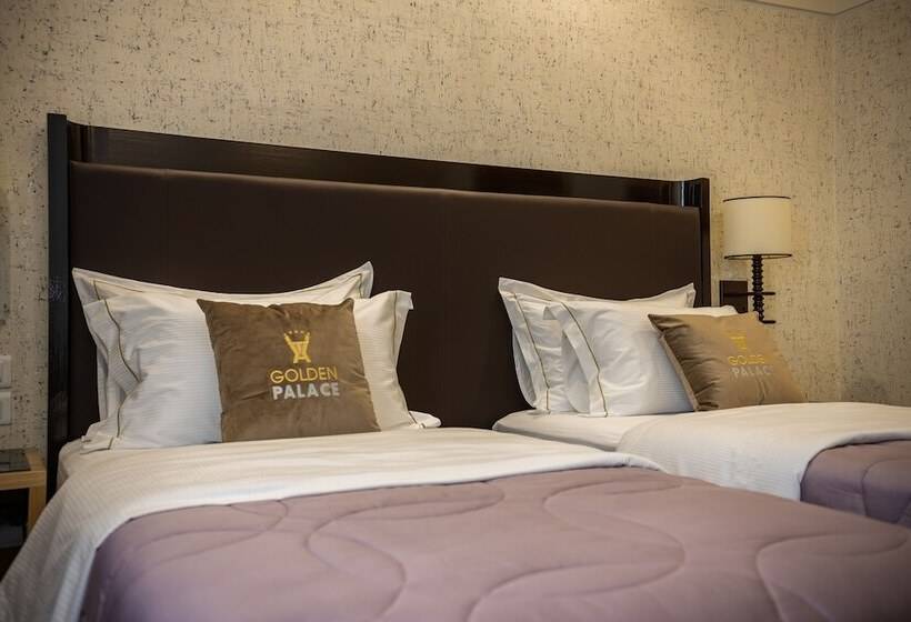 标准间, Golden Palace