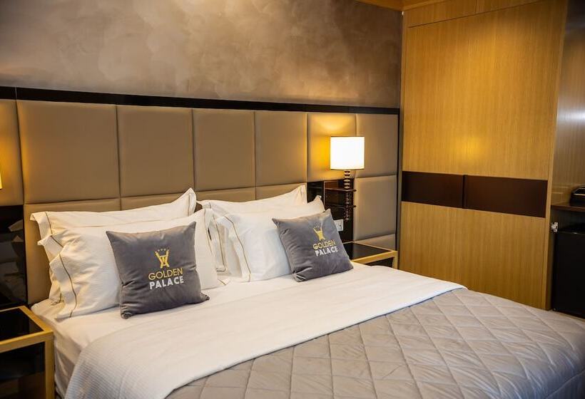 标准间带阳台, Golden Palace