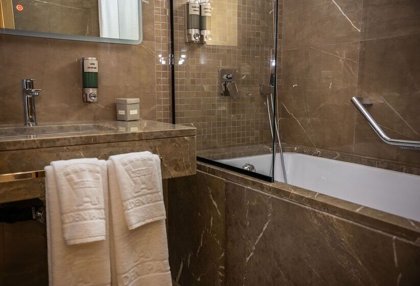 标准间带阳台, Golden Palace