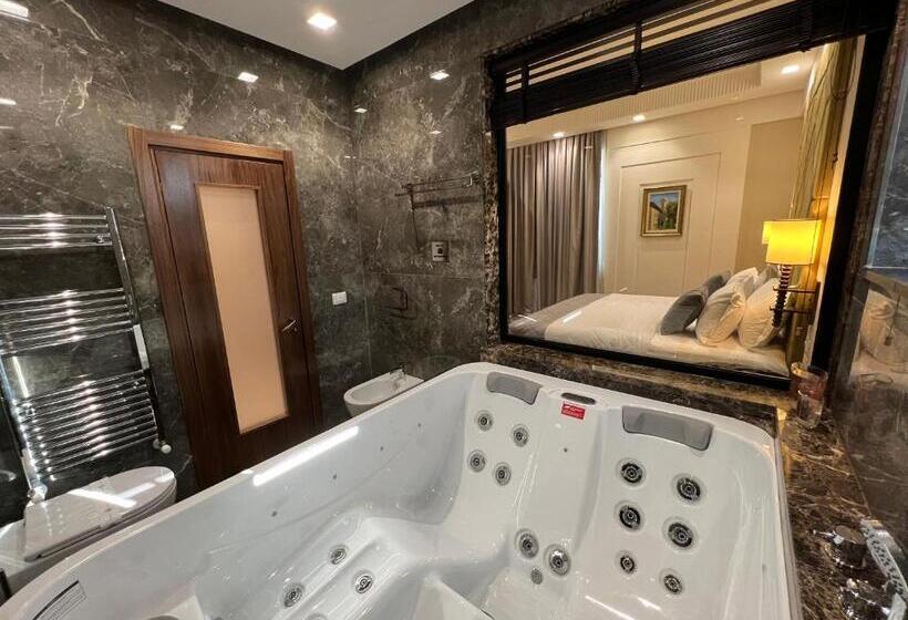 行政套房, Golden Palace