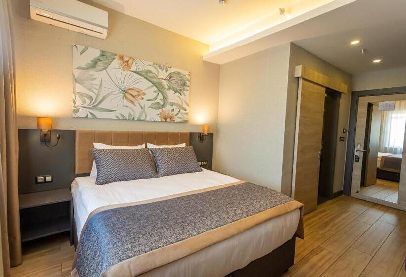 Стандартный Номер Кровать Кинг, Levor