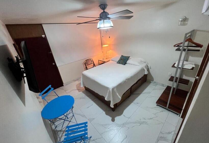 غرفة قياسية مزوَّدة بشُرفة, Hosteleria Casa Margarita