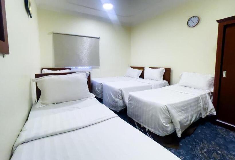 ３ベッドルームアパートメント, Jawad Al Taj