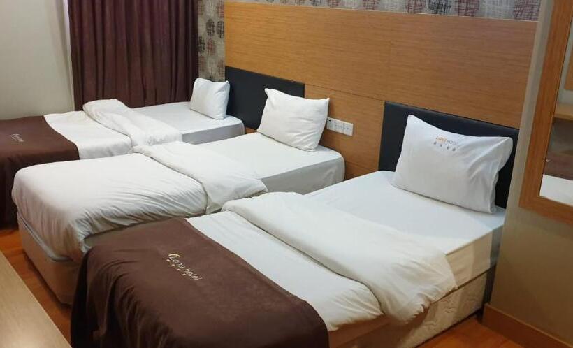 اتاق ساده سه نفره, Luna