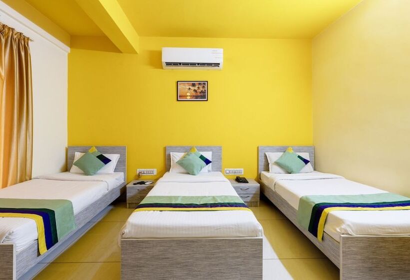 חדר דלוקס, Treebo Four Seasons