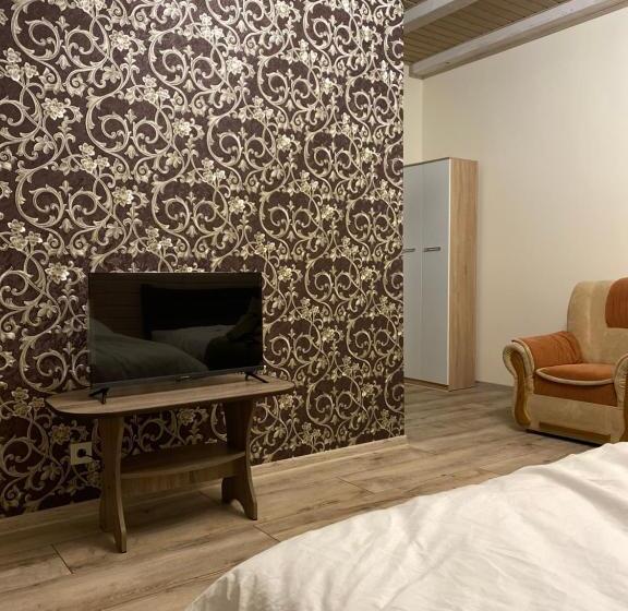 اتاق استاندارد, солодкий гранат