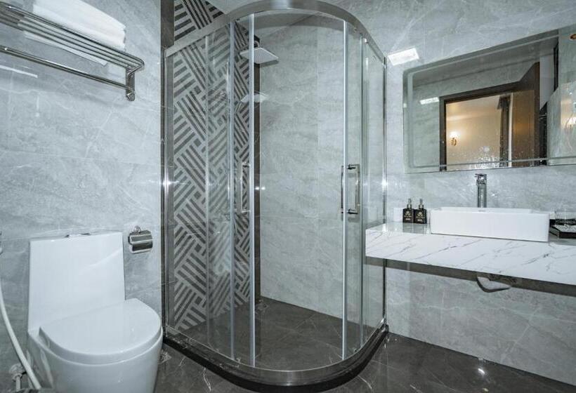 اتاق استاندارد, Luxury Palace