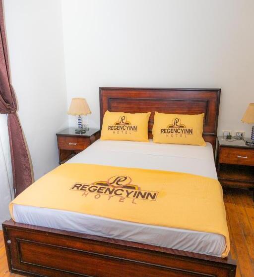 اتاق لوکس, Regency Inn