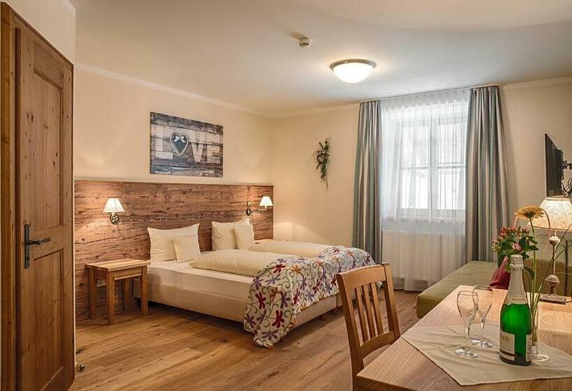 Habitación Estándar, Wirt Z´ Engelsberg