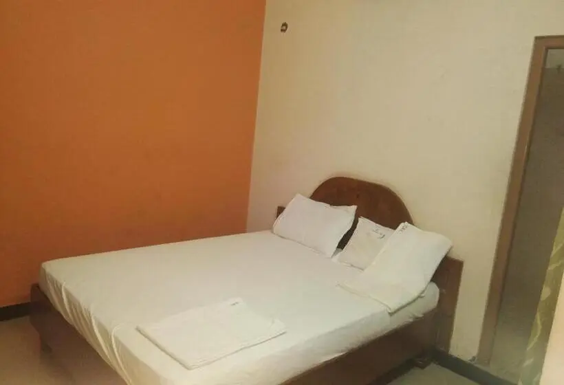 シングルデラックスルーム, Comfort Inn