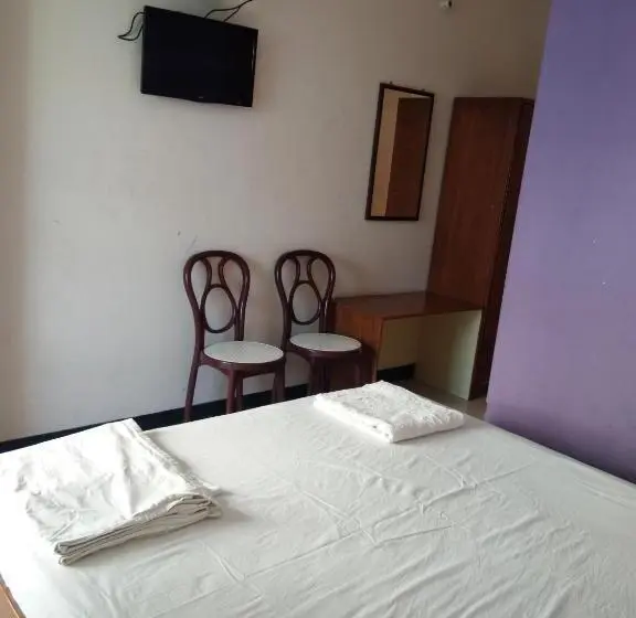 デラックスルーム, Comfort Inn