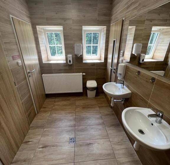 패밀리 룸, Chata   Sport   Ski