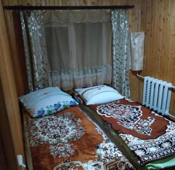 اتاق استاندارد با چشمانداز کوهستان, U Daryny