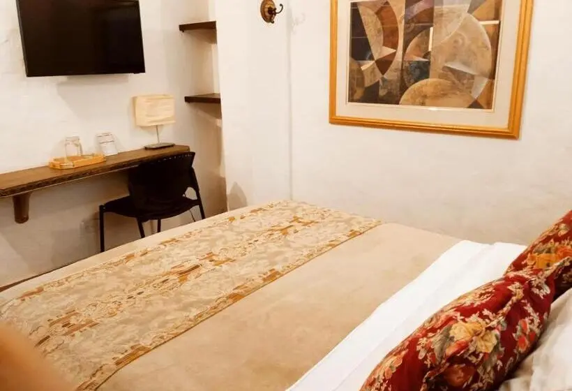 デラックススタジオ, La Posada Del Zaguán