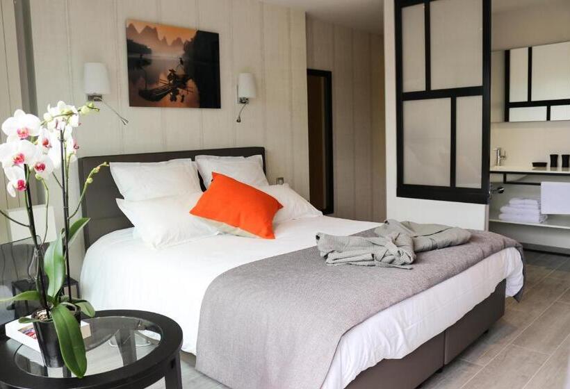 キングサイズベッドのスタンダードルーム, Akoa Villa