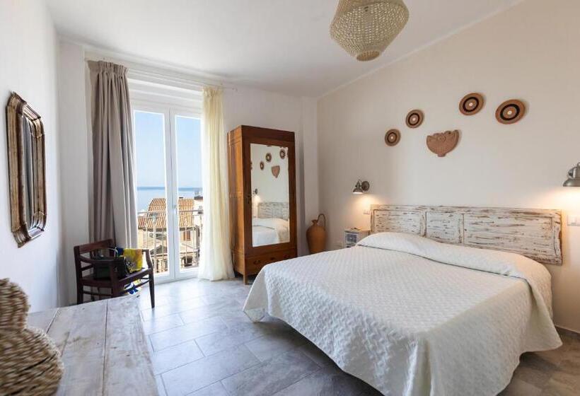 اتاق استاندارد با تخت بزرگ, Brezza Marina