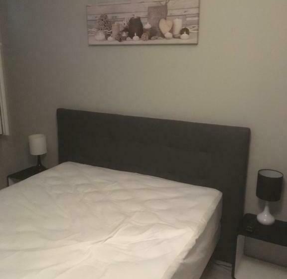 Camera Standard, L’amiral