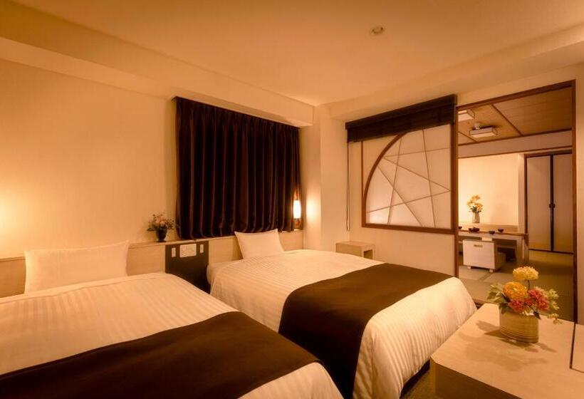 جناح, Choshi Plaza