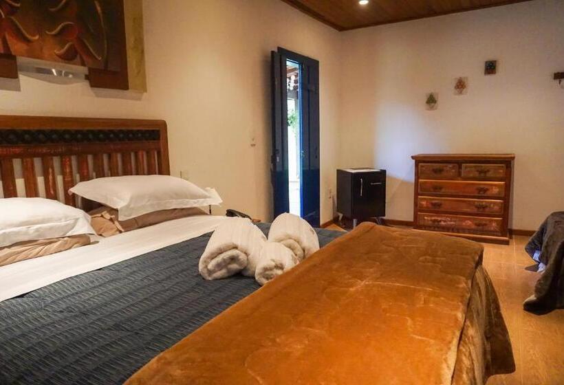 Четырехместный Номер Стандарт с Балконом, Fazenda Bela Riba