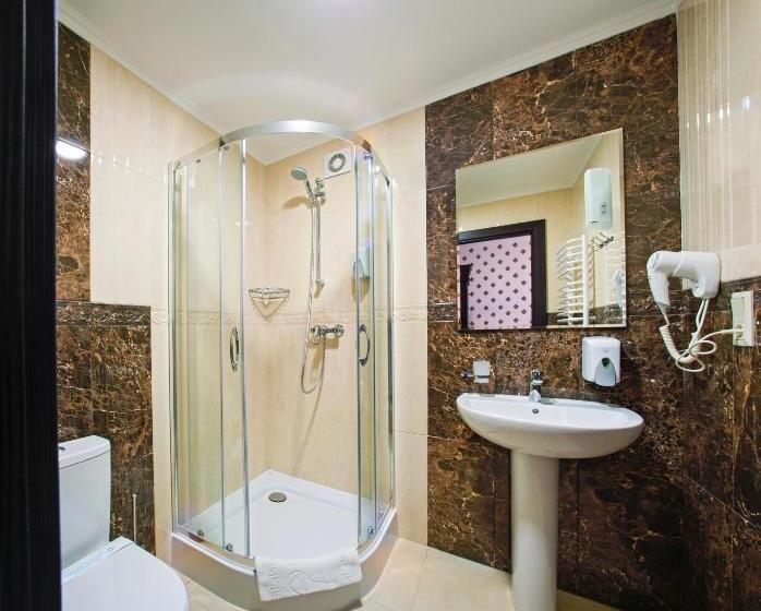 اتاق استاندارد, Gentleman