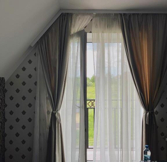 اتاق سوپریور, Gentleman