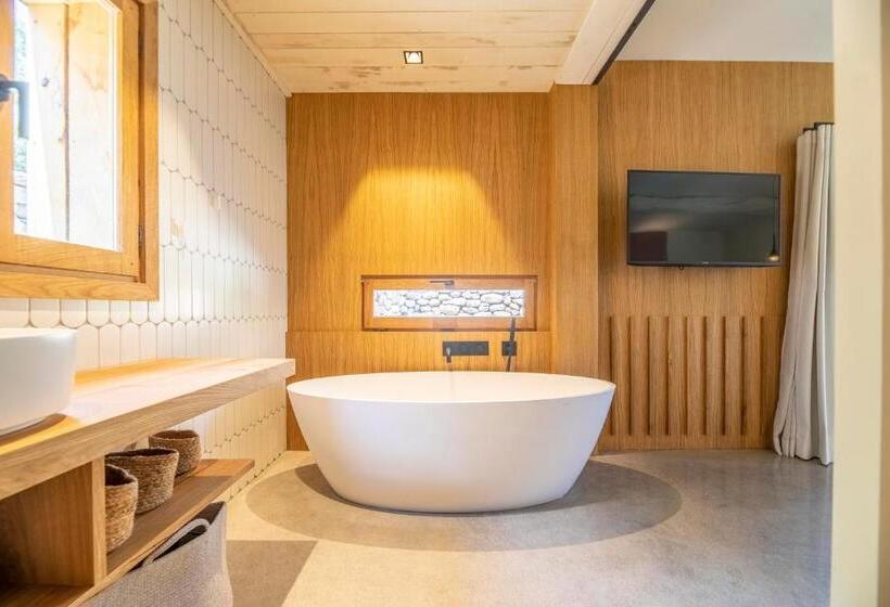 Люкс Повышенной Комфортности, Domaine De Casanghjulina