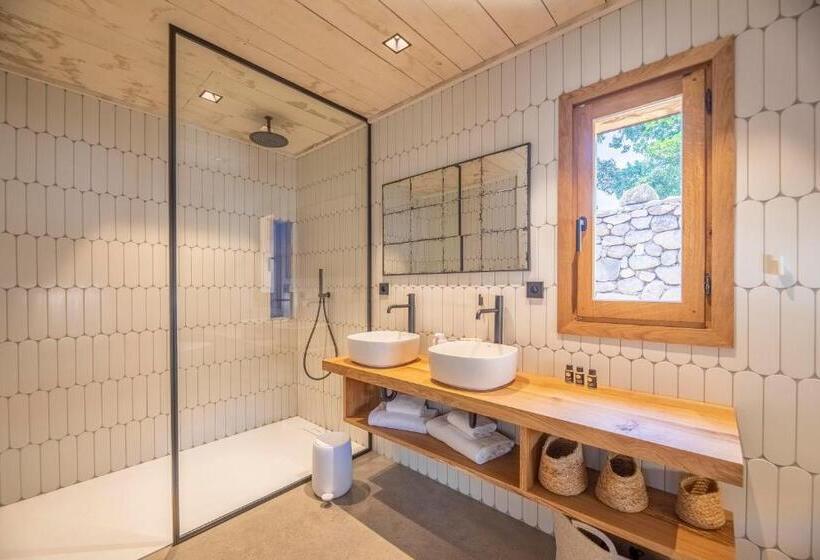 Люкс Повышенной Комфортности, Domaine De Casanghjulina