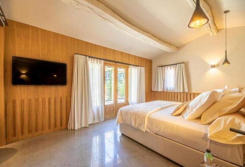 Люкс Повышенной Комфортности, Domaine De Casanghjulina