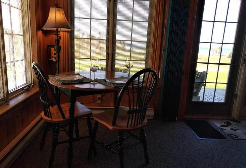 شاليه غرفة نوم واحدة, Amherst Shore Country Inn