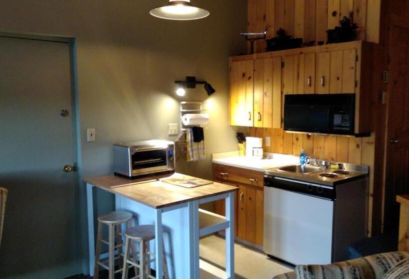 شاليه غرفة نوم واحدة, Amherst Shore Country Inn