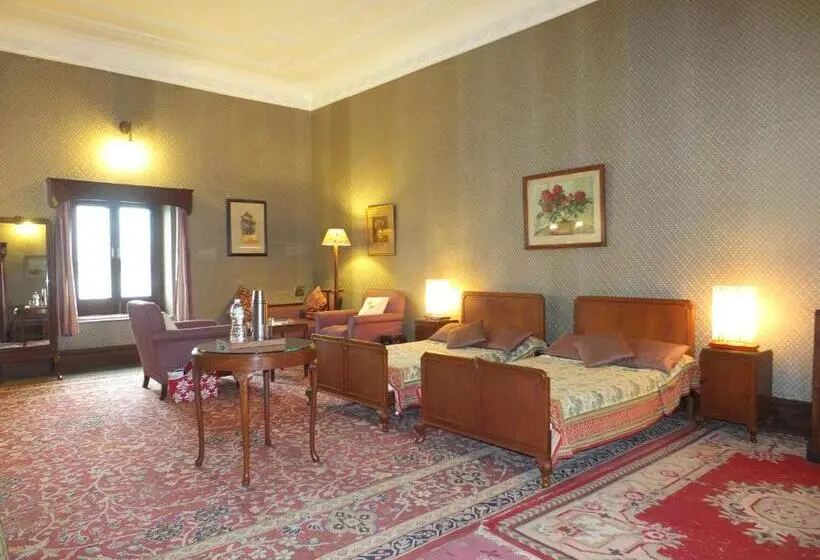 Suite with lake view, Udai Bilas Palace