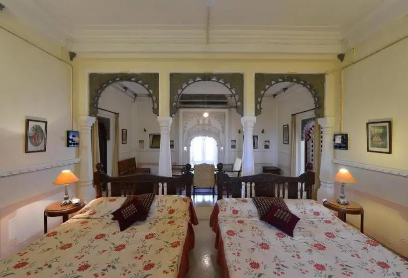 ガーデンビュースイート, Udai Bilas Palace