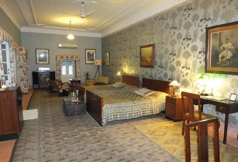 ガーデンビュースイート, Udai Bilas Palace