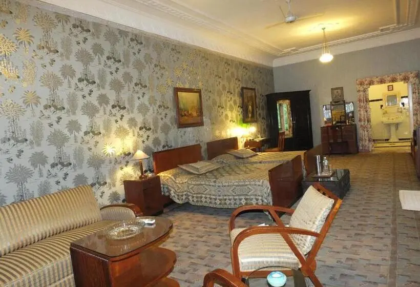 ガーデンビュースイート, Udai Bilas Palace