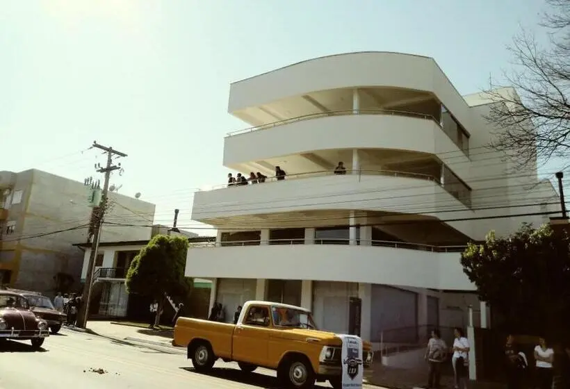 スタンダードルーム, Vizzion