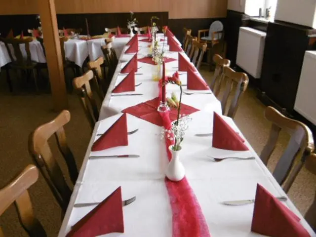 スタンダードルーム, Gasthaus ,,zum Schwarzen Bär