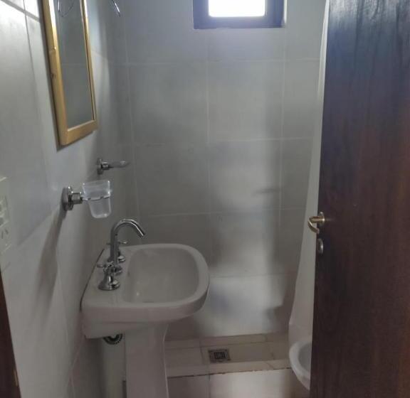 Standardzimmer, Yatale Ii